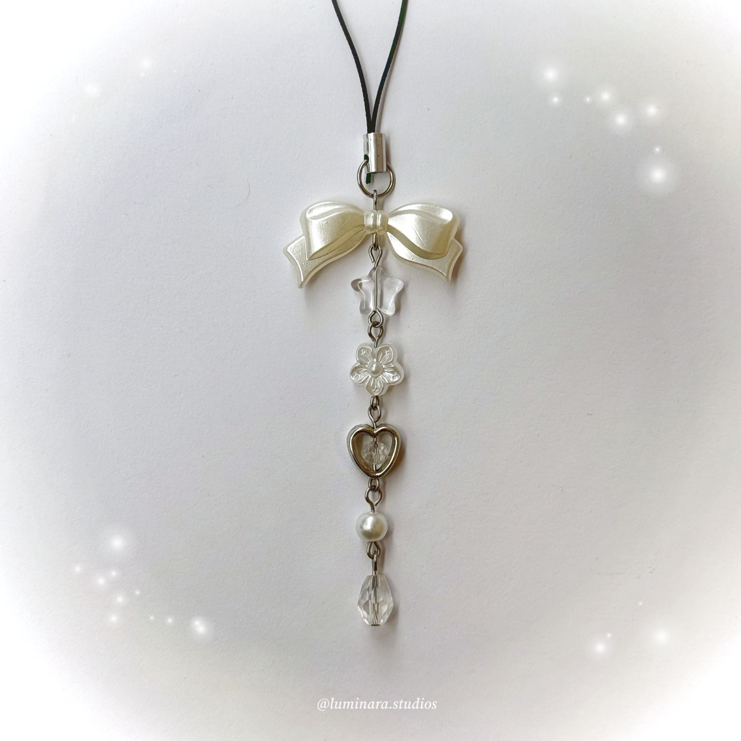 Pearl Phone Charm - Variant 2