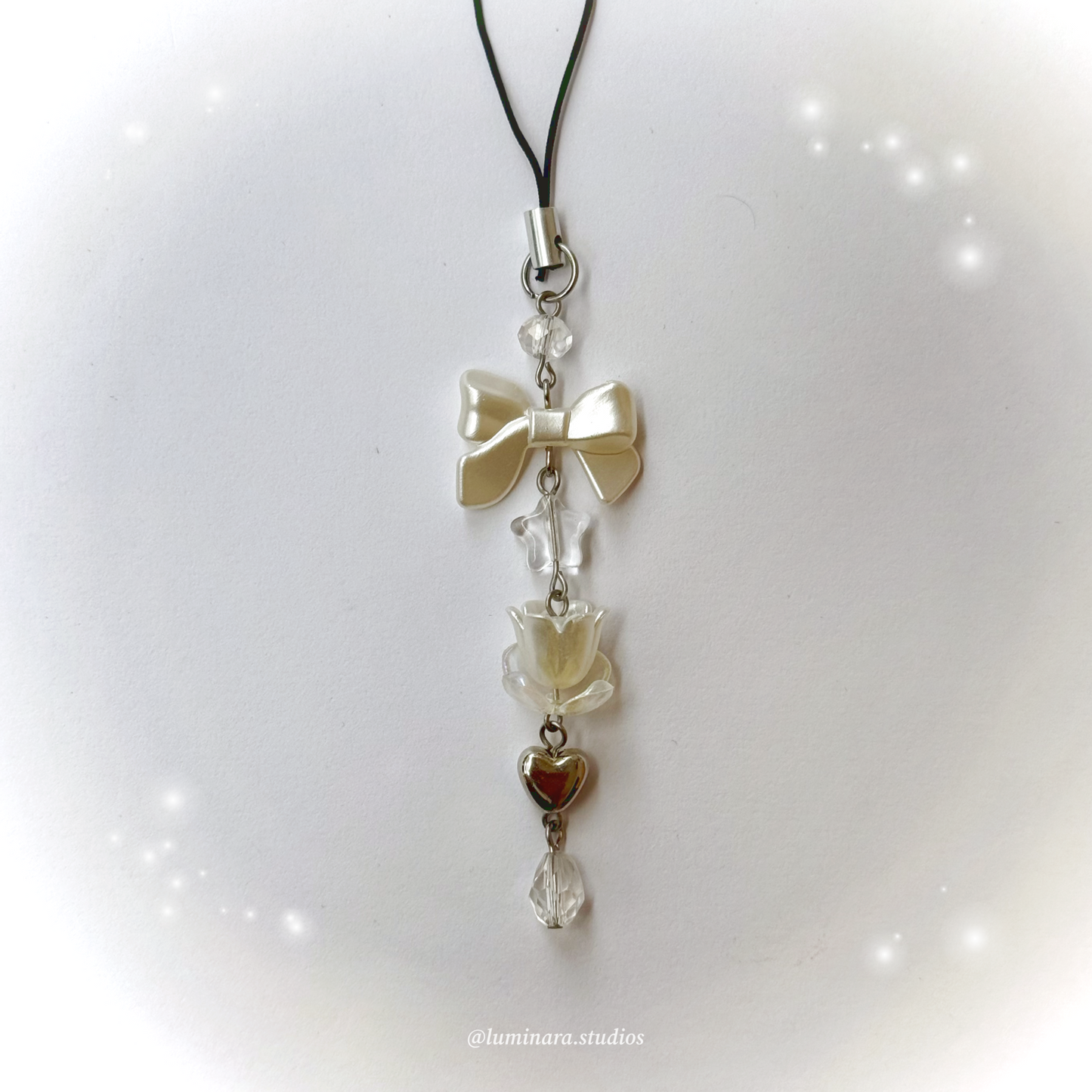 Pearl Phone Charm - Variant 3