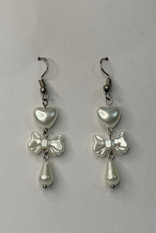 Pearl Bow & Heart Earrings
